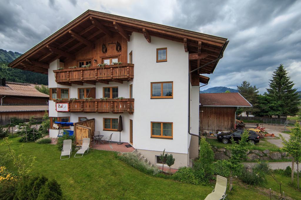 Ferienwohnungen Bauernhof Andreas Kleiner Tannheim Kamer foto