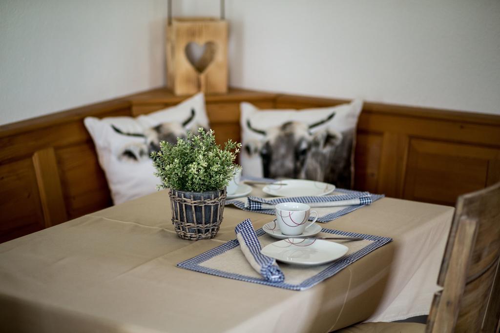 Ferienwohnungen Bauernhof Andreas Kleiner Tannheim Kamer foto